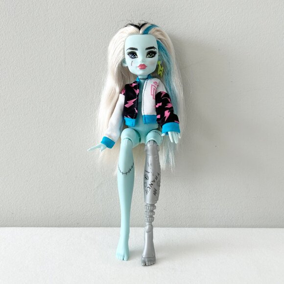 MONSTER HIGH Frankie Stein Doll Varsity Jacket Earring Blue Black Hair Posable - Picture 5 of 6